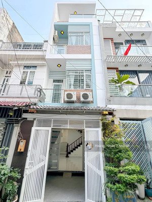 nhà hẻm ô tô tới nhà - hẻm đông dân cư - gần chợ phú xuân giáp q7 - nhà sạch sẻ đẹp dọn ở ngay