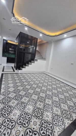 bán gấp nhà ngõ 27 tây mỗ, dt 55m2 x 5 tầng thang máy giá 7.7 tỷ, tổng 6 pn vừa ở vừa cho thuê tốt