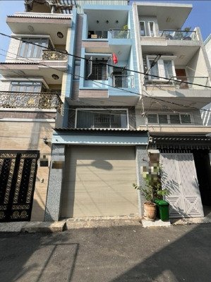 hiếm nhà đẹp. khu phân lô hoàng diệu 2. linh chiểu, thủ đức. 4 tầng btct. 60m2. 4pn. giá 10 tỷ. tl