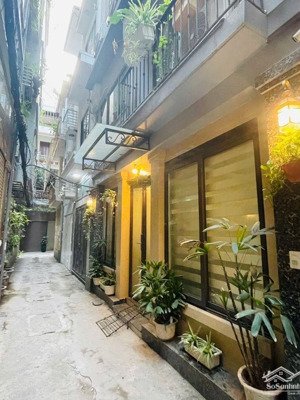 hoa hậu ba đình trình làng - nhà đẹp keng, 2 mặt thoáng, 5m ra oto tránh, sổ vuông đét