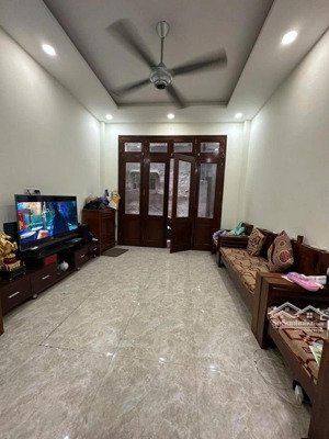 trung tâm mỗ lao - thanh bình nhà đẹp phân lô gần oto các trường đại học 30,3m 5t giá chỉ 7,5tỷ