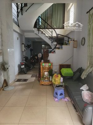 bán nhà mặt phố hoàng văn thụ, 17,5 tỷ, 164m2, giá cực chất uy tín
