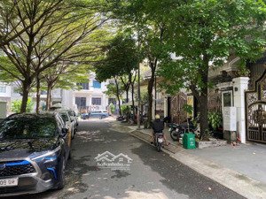 chính chủ bán biệt thự him lam, quận 7 thiết kế sang trọng, 4 tầng, gần công viên, giá 38,5 tỷ