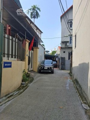 bán đất đa tốn gia lâm hà nội diện tích : 40,3m2 * 3,35m * 3,750 tỷ đất hiếm ôtô 9c vào đất