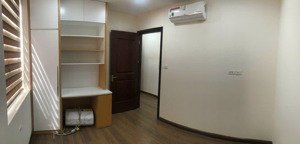 cho thuê chung cư 110m 3 ngủ 2w a10 nam trung yên cầu giấy full nội thất mới tinh, giá 18tr/tháng