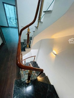 chỉ 4.2 tỷ, nhà 3 tầng 46m hậu dưỡng kim chung, gần cầu thăng long