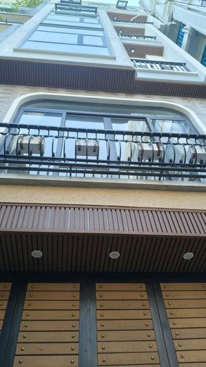 bán nhà vị trí vàng lạc long quân tây hồ