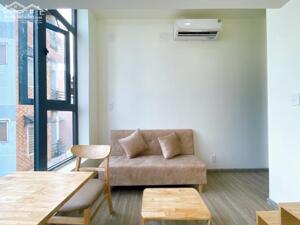 Căn hộ duplex ban công quận 4 gần đh luật đh nguyễn tất thành cầu khánh hội