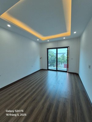 bán nhà đền lừ - 3 mặt thoáng - sát đường ô tô diện tích: 30m² x 4 tầng