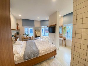 căn hộ nằm gần cv hoàng hoa thám, đh ufm, k300, tân bình