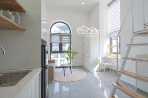 giá ưu đãi phòng mới , an ninh có gác rộng rãi gần đh văn lang và quận1. gọi: tư vấn nhé