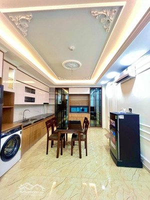 siêu phẩm đội cấn - vị trí hiếm - nhà 8 tầng thang máy, ngõ thoáng, 10m ra mặt phố, mua là thắng!!!