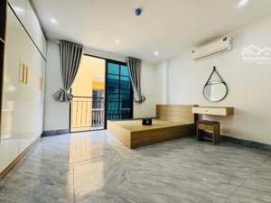 hoè thị phương canh 7 tầng thang máy xây mới - 11 phòng khép kín full đồ - 2 mặt ngõ, ô tô vào