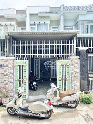 nhà siêu phẩm ngay đường võ thị sáu sát siêu thị go 94m2 shr gồm 3pn đang cho thuê 9,5triệu/tháng