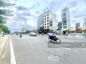 bán toà nhà hầm + 7 tầng _ dòng tiền 1.5 tỷ/năm_ ngay dương quảng hàm. 6 căn 2pn _ 6 căn duplex.