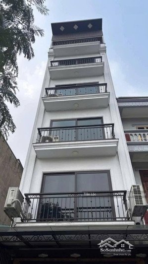 chính chủ cần bán tòa văn phòng 8 tầng có hầm phố hoàng văn thái, tô vĩnh diện, vương thừa vũ.