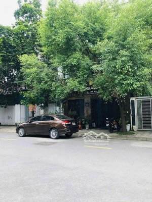 siêu phẩm biệt thự liền kề foresa-- nội thất cao cấp- vị trí đắc địa- ở sướng-nam từ liêm- mỹ đình