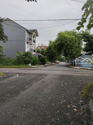 bán 2 nền biệt thự hướng đông nam mặt tiền đường phạm hy lượng 10x17,5 giá 130tr/m