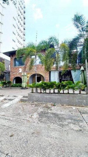 vị trí đắc địa, mô hình kinh doanh hiện đại trung tâm q1 434m2 chỉ 440 tỷ.