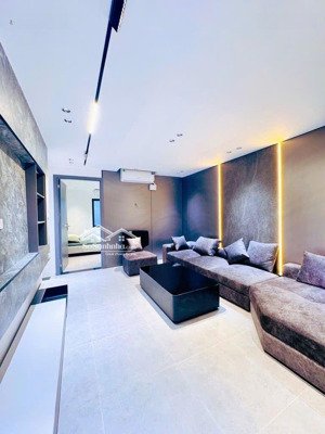 tập thể tầng 1 phố đào tấn, ba đình -48m/100m - 2 ngủ, 2wc, phòng khách rộng - full nội thất xịn