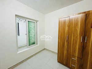 chính chủ bán chtt (tầng 2) phố vạn bảo - ba đình giá 4.29 tỷ, 65m2. 2n+vs. oto đỗ