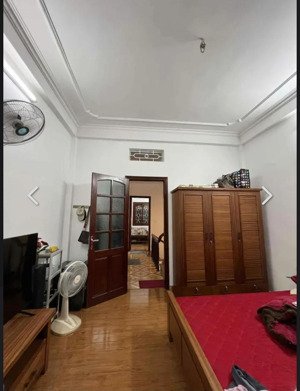 phân lô-ôtô đỗ cổng-sổnở hậu-2 mặt ngõ-nhà dân xây chắc chắn - lên thêm tầng-cải tạo lắp thang máy