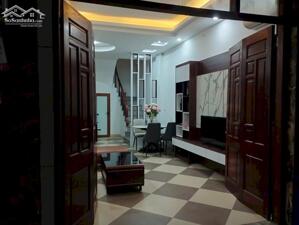 BÁN GẤP NHÀ TÔN ĐỨC THẮNG ĐỐNG ĐA 35m2, 5 TẦNG MẶT TIỀN 5m GIÁ 9.1 TỶ