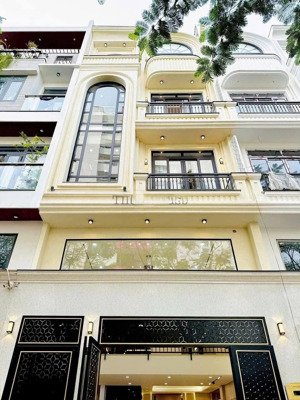 chủ ngộp (bank) nhà đường cách mạng tháng 8 p.11 quận 3 - $7ty7/dt64m2 gần chợ hoà hưng