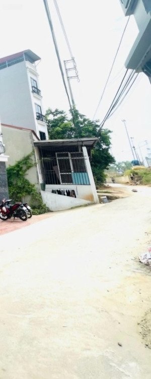 bán nhà mới tinh 40m 5 tầng yên nghĩa nhỉnh 8 tỷ ô tô vào nhà