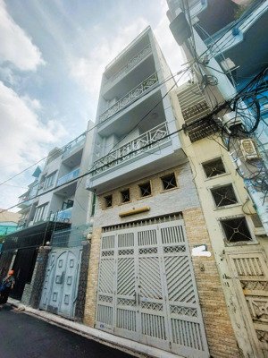 siêu phẩm! hxh ngay thích quảng đức, phú nhuận. công nhận 85m2, 4 tầng sân thượng giá chỉ 16,5 tỷ