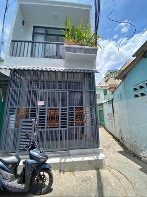 bán gấp nr 2pn, 2wc, 35m2 tại ung văn khiêm, p 25, bình thạnh, giá ưu đãi 1,85 tỷ