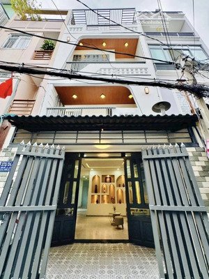 nhà đẹp chính chủ - 372/24/5 thống nhất p11 gv - 1 trệt 2 lầu sân thượng - 5 phòng ngủ ( 1p trệt).