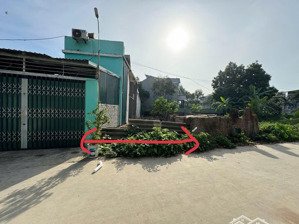 trục chính kinh doanh phú nghĩa dt 83,2 phát lộc giá yêu thương