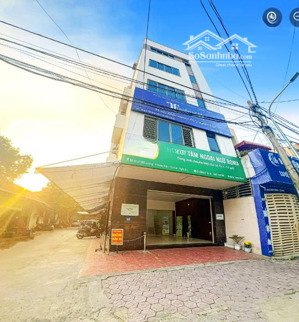cho thuê văn phòng vị trí đắc địa trung tâm thành phố vinh, 89m2, giá 11tr. lh 