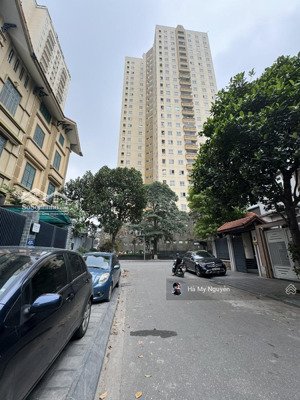 cho thuê nhà ngõ 28 nguyễn thị định - đỗ quang 80m2 5 tầng ngay đế chân cư, ô tô đỗ, nhà mới 100%