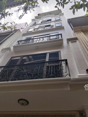 toà văn phòng phố hoàng ngân trước nhà công viên 106m2 x 7 tầng mt 7.2m, giá 43 tỷ cầu giấy