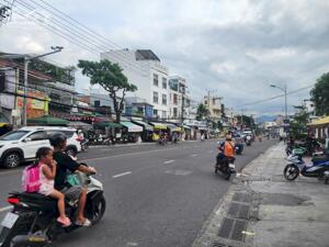 Bán Nhà Mặt Tiền Kinh Doanh Đường 2/4 – Gần ĐH Nha Trang