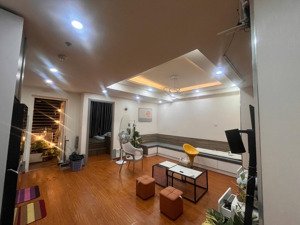 the park residence - 1pn 1wc - 9triệu / tháng - ở được liền gọi em