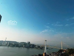 chính chủ cần bán gấp căn hộ 2 ngủ 2 vệ sinh view trực diện biển giá cắt lỗ 