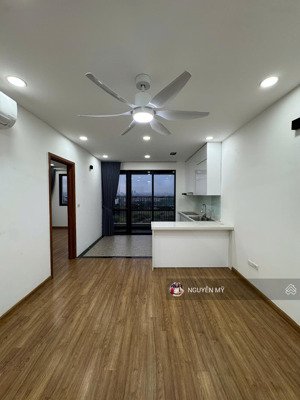 bán căn hộ cc iris garden - 2pn - 61m2 - bc đông nam - giá chỉ 5.5 tỷ - giao dịch chính chủ