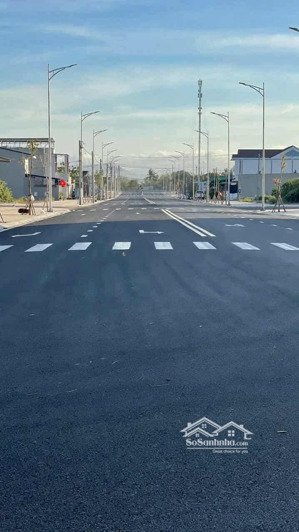 chính chủ bán đất thổ cư gần biển đường nhựa 27m. khu dân cư hiện hữu. giá tốt nhất phan rang