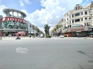 chủ gửi bán căn mặt tiền nguyễn văn lượng đã hoàn thiện có thang máy , sổ hồng sở hữu lâu dài