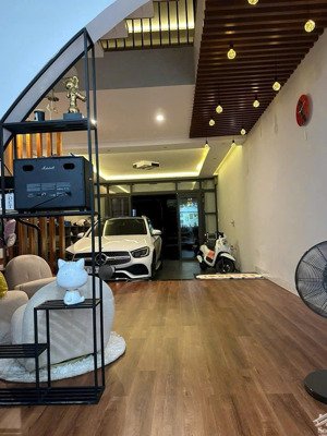 chính chủ cho thuê nhà nguyễn trọng tuyển phú nhuận.