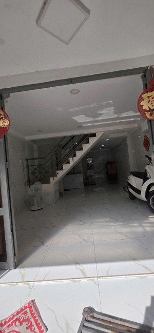 bán nhà riêng tại tạ quang bửu, giá cực chất 3,45 tỷ, 33m2, 2pn, 2wc, q8, hcm