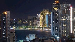 đất biển sơn trà. giá rẻ bất ngờ. đường 10.5m. gần chợ, gần biển. gần trường.