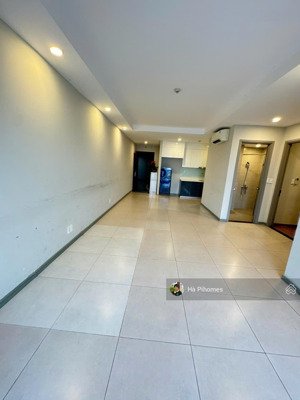 duy nhứt 1 căn hộ view thoáng tại gold view 2pn2wc 80m2 lầu đẹp hiện trống sẵn cần cho thuê ntcb