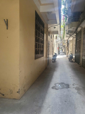 giá tốt! bán nhà 4 tầng x 31m2 phố khương trung - giá chỉ 6.25 tỷ. 1 ngoặt vào nhà. cách ô tô 50m.