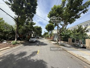 chính chủ bán 100m2 đất đường yersin - cạnh bệnh viện phụ sản - nhi đà nẵng (600 giường) giá đầu tư