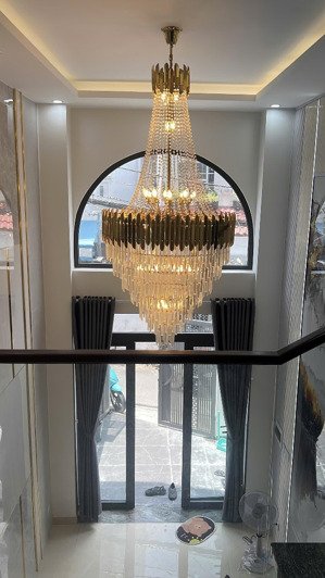 bán nhà ngay emart phan văn trị- bình thạnh- hẻm xe tải- nhà mới cứng- 5 tầng- giá 8,5 tỷ tl.