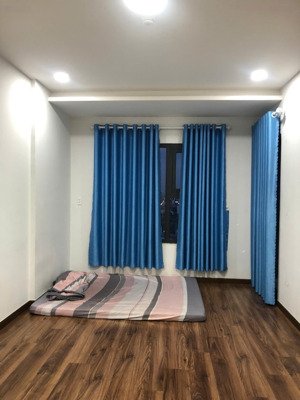 cho thuê nhanh 1pn charm city sẵn rèm và máy lạnh ở liền